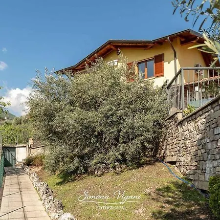 Casa Acqua *