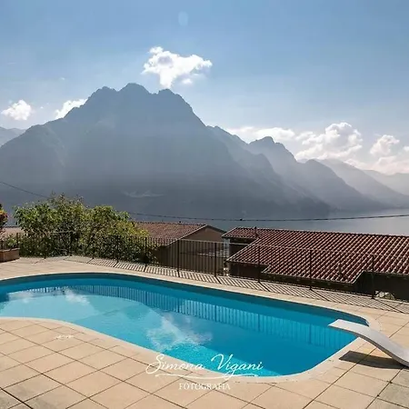 Casa Acqua *