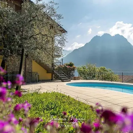 Casa Acqua *